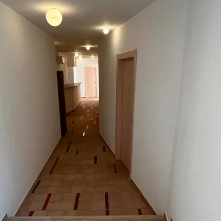 Luna Rosa, קאפרי