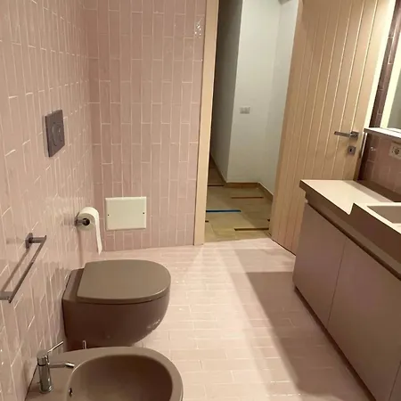 Luna Rosa, 卡普里