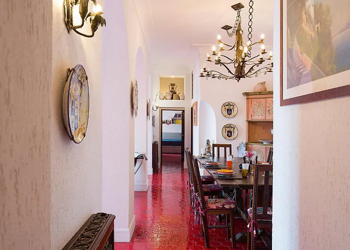 Luna Rossa, Apartmán